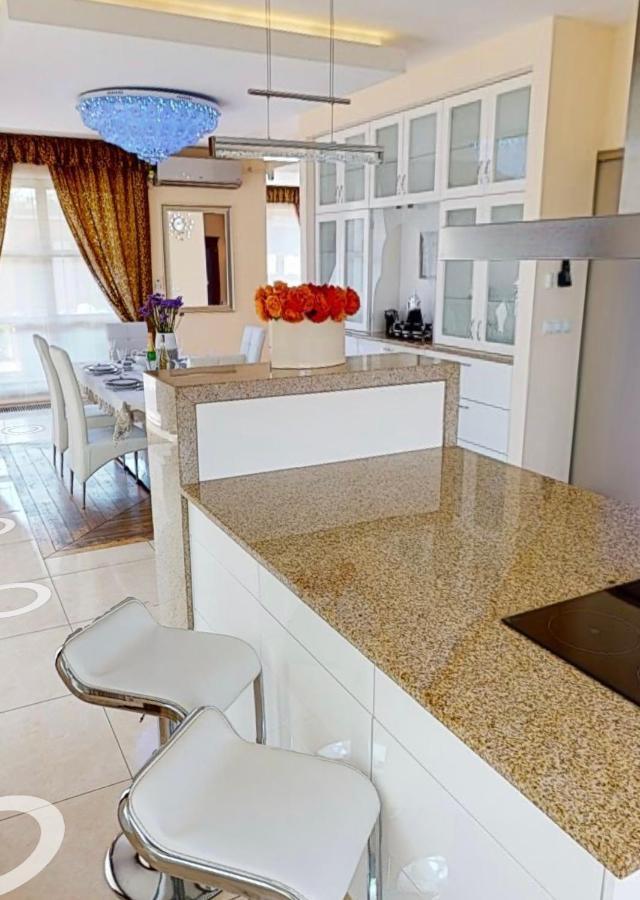 Apartamenty D-2 Warszawa Exteriör bild